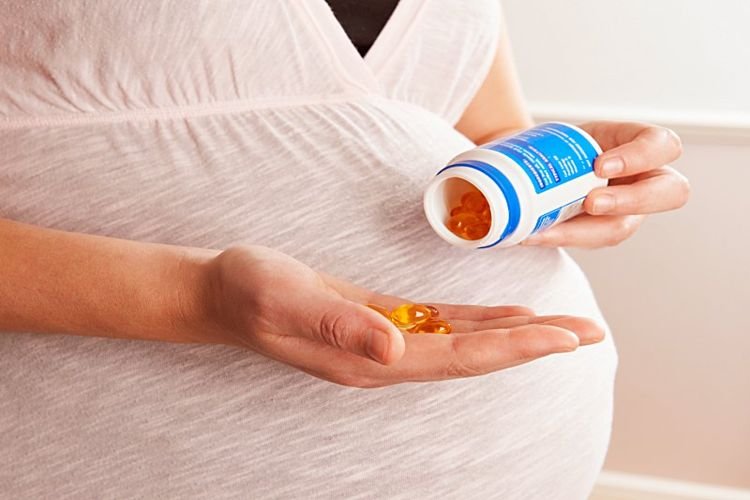 mengkonsumsi vitamin agar cepat hamil