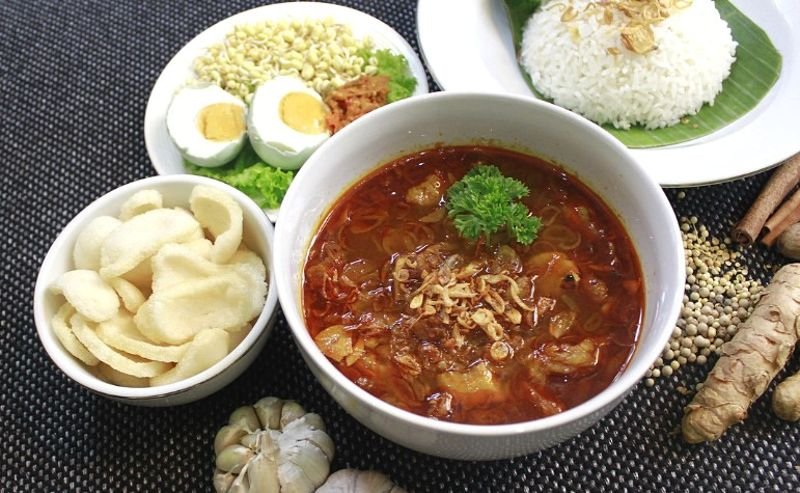 makanan khas Surabaya pedas